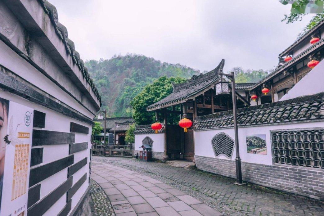 分手时忘让对方还钥匙了，现己一个多月也没寄来，他什么意思？游戏画面